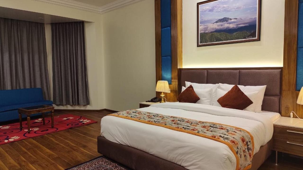 שימלה Hotel Woodpark מראה חיצוני תמונה