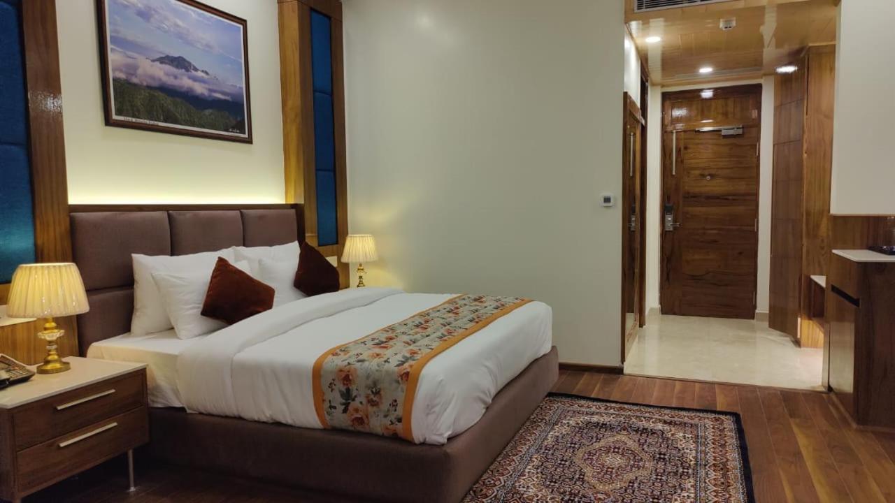 שימלה Hotel Woodpark מראה חיצוני תמונה