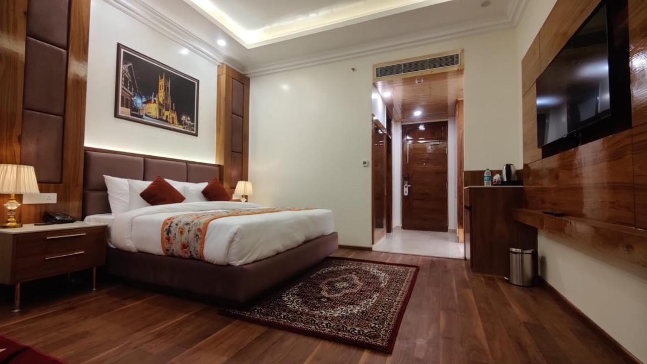 שימלה Hotel Woodpark מראה חיצוני תמונה