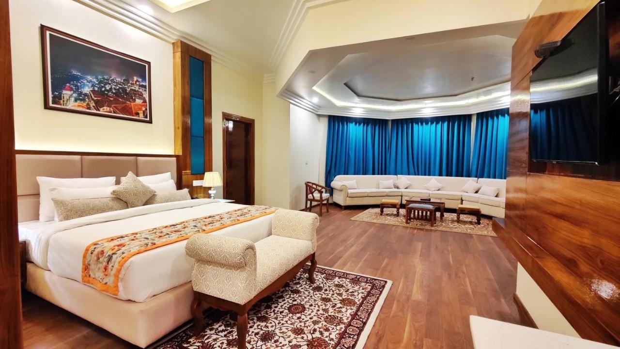 שימלה Hotel Woodpark מראה חיצוני תמונה
