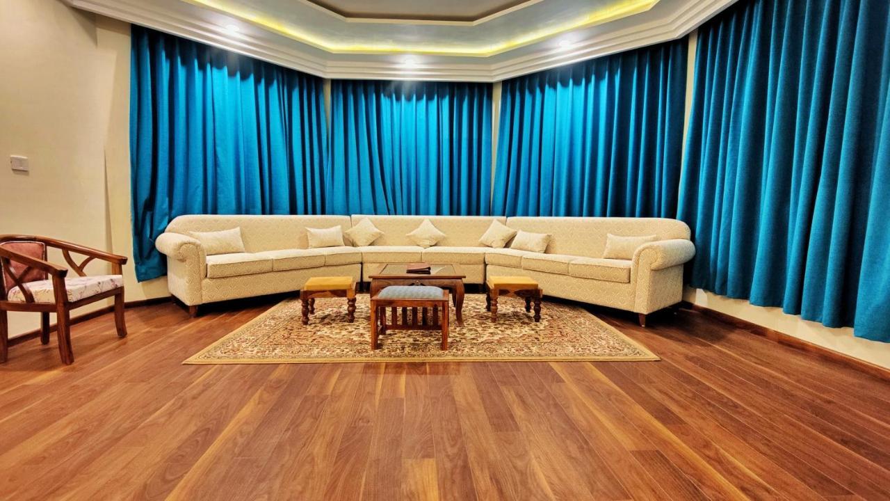 שימלה Hotel Woodpark מראה חיצוני תמונה