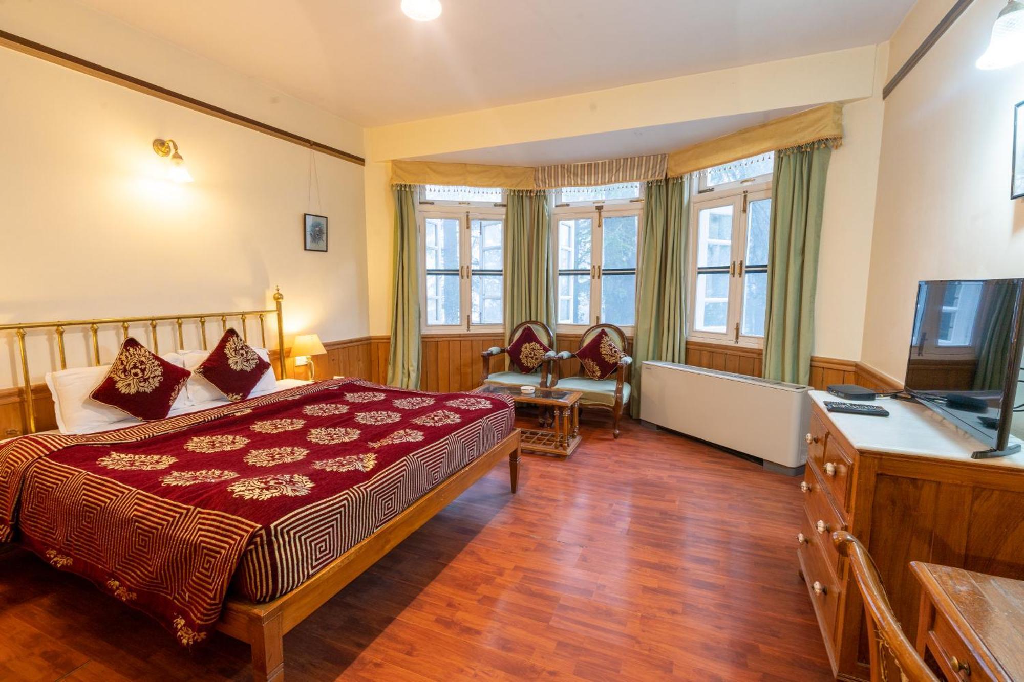 שימלה Hotel Woodpark מראה חיצוני תמונה