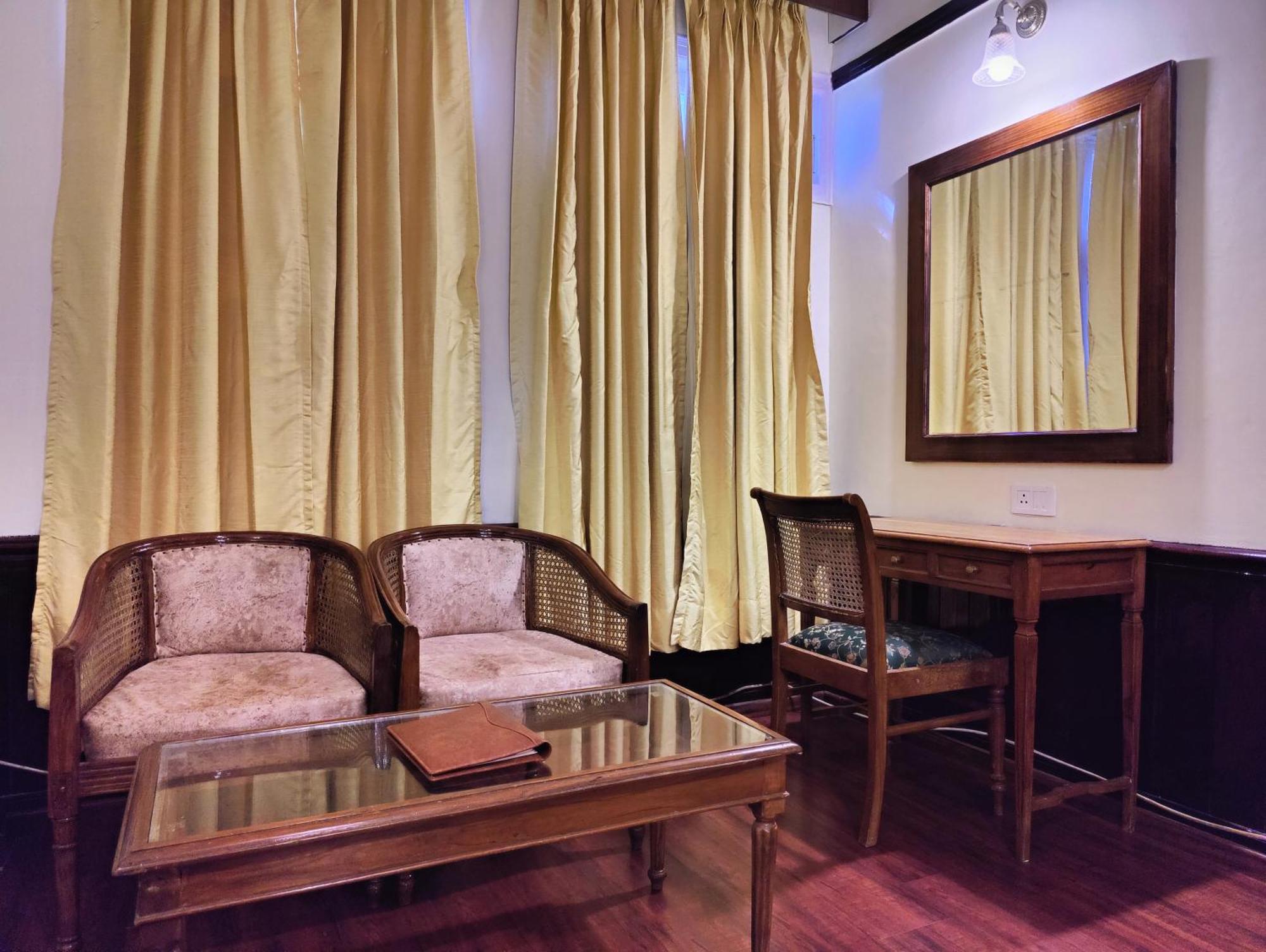 שימלה Hotel Woodpark מראה חיצוני תמונה